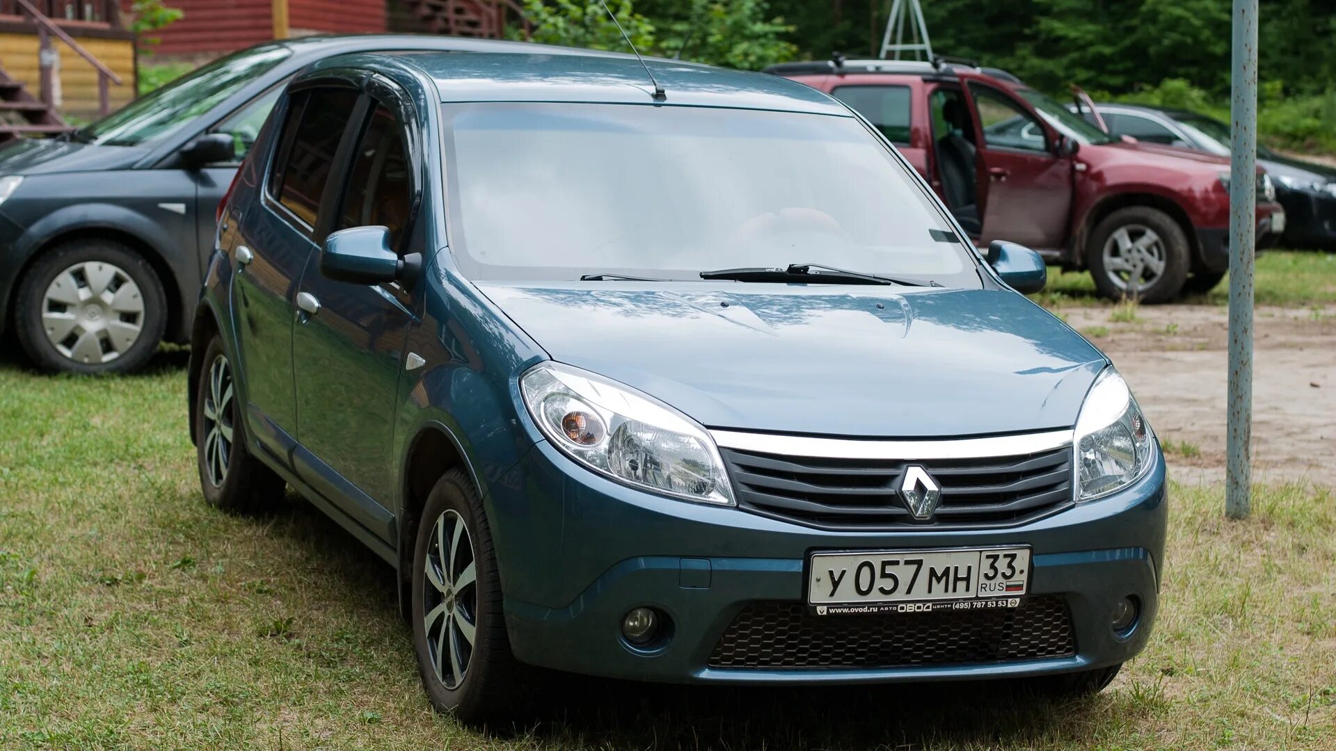 Renault sandero 2011. Сандеро 1. Рено Сандеро 1. Renault Sandero 2012.