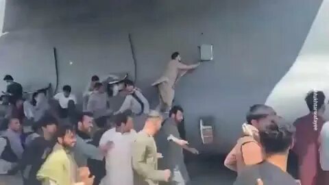 Расстреляли самолет