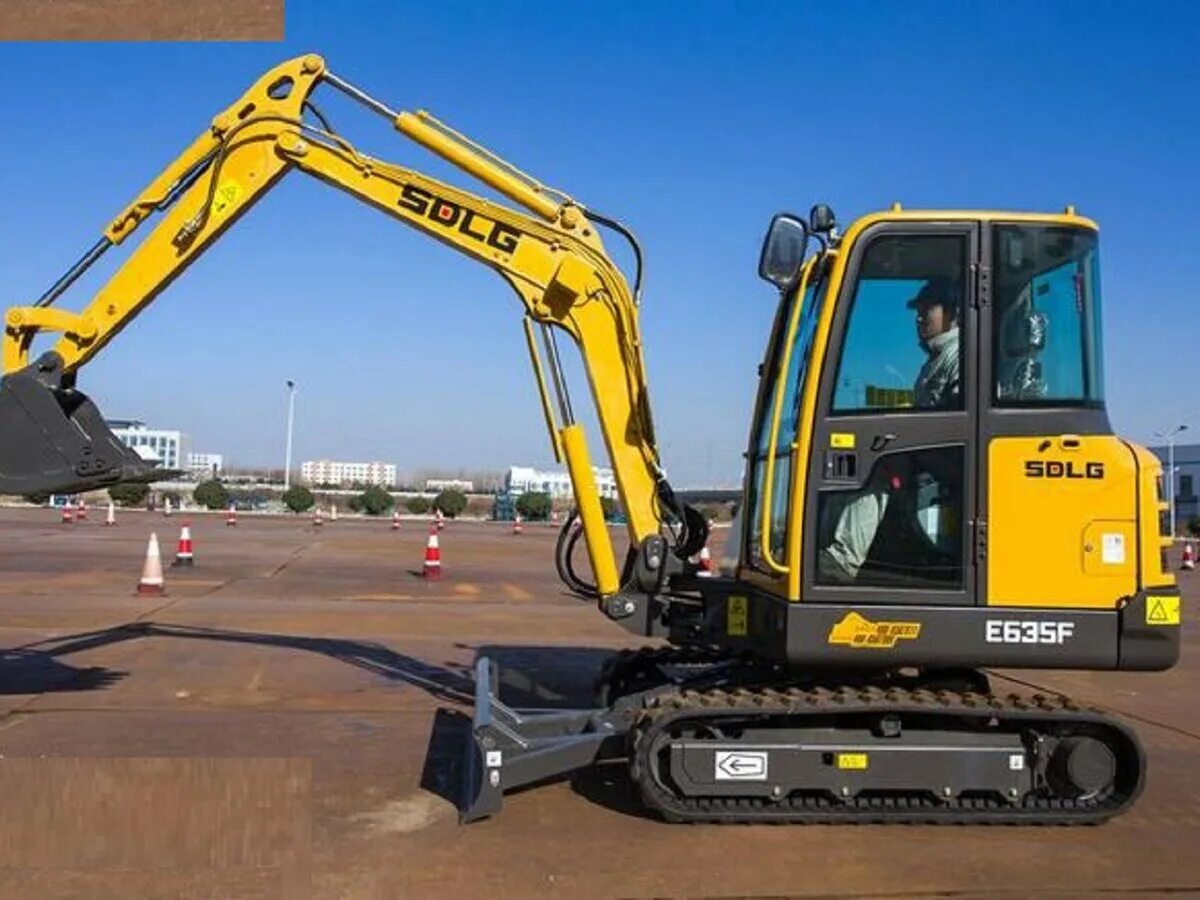 экскаватор гусеничный sdlg e6210f. экскаватор-погрузчик sdlg lingong b877f. экскаватор sdlg e6210f. экскаватор гусеничный sdlg e6210f. экскаватор sdlg характеристики.