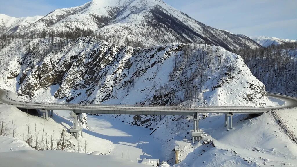 трасса колыма черный прижим. колымская трасса прижим. якутия трасса колыма черный прижим. желтый черный прижим колыма. трасса колыма черный прижим.
