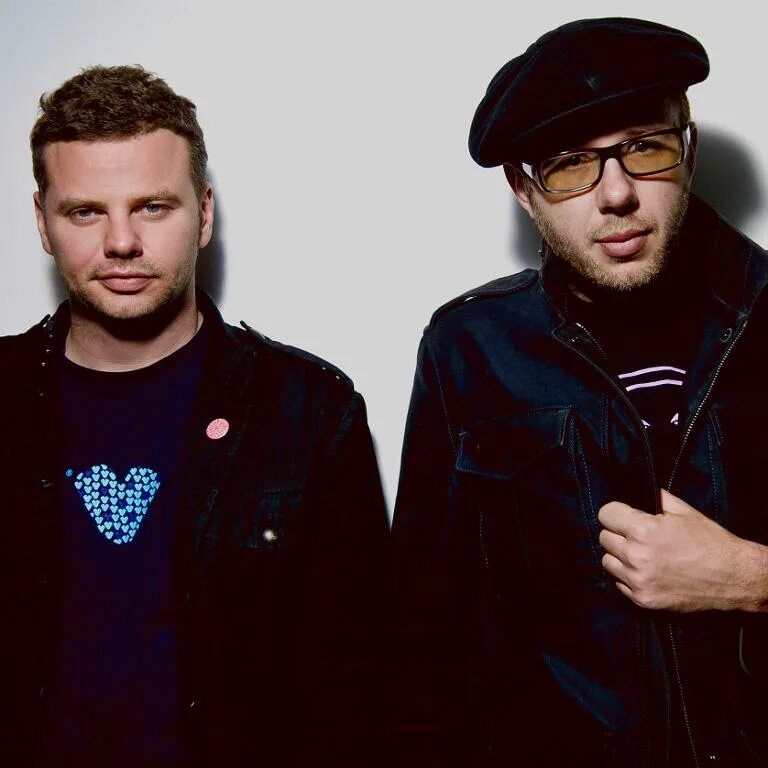 Chemical brothers. Кемикал бразерс. The Chemical brothers Band. The Chemical brothers 1999. Группа the chemical brothers