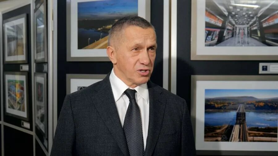 Председатель правительства республики бурятия. Трутнев полпред. Трутнев анонсировал начало выпуска самолетов "байкал" в конце 2025 года. Трутнев в бурятии. Трутнев в бурятии.