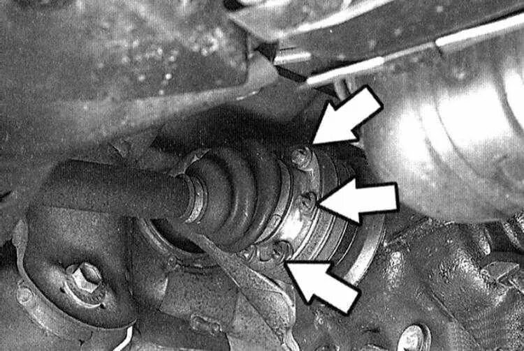 Фланец на привод редуктора БМВ е39. Болт шруса БМВ е39. Болт крепления привода BMW e46. Болт крепления редуктора БМВ е36. Как крепится привод