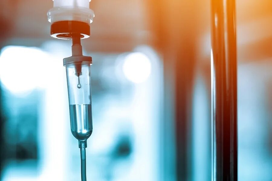 Инфузия. Инфузионная система для внутривенного введения. Внутривенная инфузия. Инфузия капельница. Инфузия.