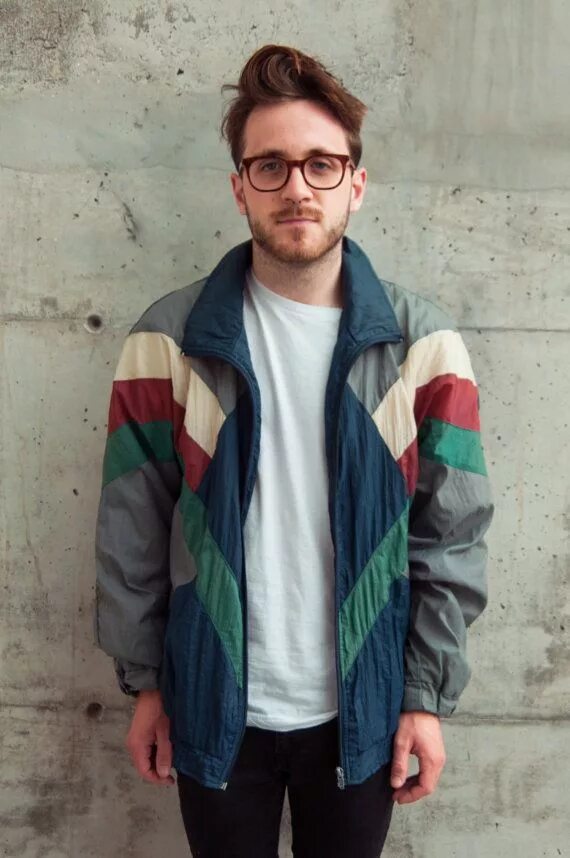90s Fashion for Men (How to Get the 1990's Style) - The Trend Spotter 90s fashio