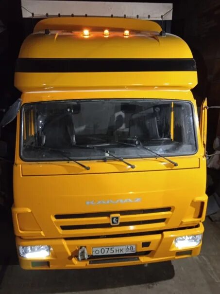 Крыша камаз. Камаз 4308 со спальником. высокая крыша на камаз 4308. сабли крыши камаз-4308. спальник на крышу камаз компас.