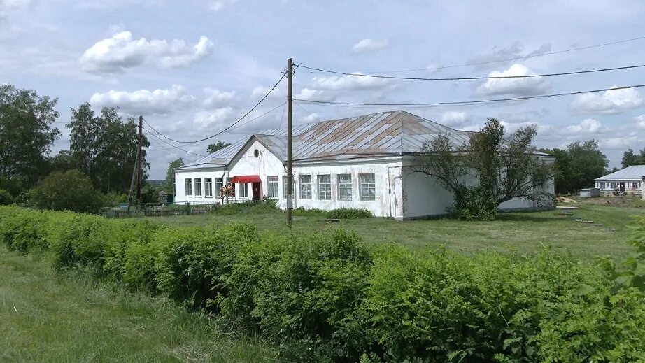 Село зорино обоянского района курской области. Зорино курская область. Церковь муравлево курск. Храм в зорино курской области. Сельский дк курская область.