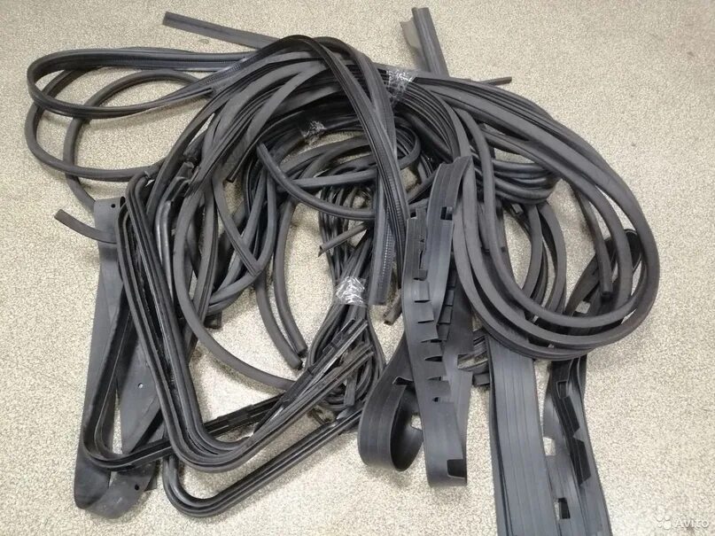 Уплотнитель заднего борта уаз 469. Купить резинку уплотнитель на уаз патриот 2019г. Уплотнитель двери 452 452-6107025. 4696107020 уплотнитель уаз. Уплотнительные резинки уаз.