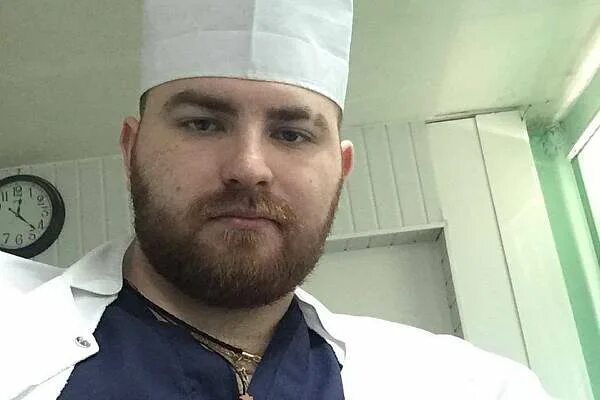 Врач хирург шахты. Бахтинов ярослав сергеевич. ярослав бахтинов хирург. ярослав бахтинов врач шахты. бахтинов ярослав новошахтинск хирург.