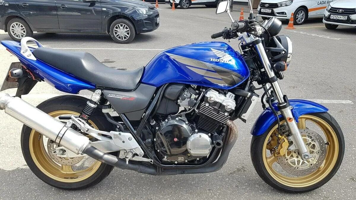 Honda cb400 2000. Хонда сб 400 втек. Honda CB 400 VTEC 1. Honda SB 400 SF VTEC. Хонда втек купить