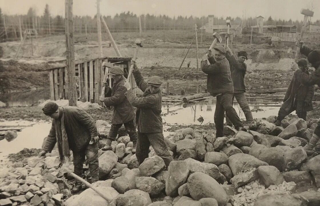 Труд заключенных гулага. Гулаг труд заключенных. Норильский исправительно-трудовой лагерь. Гулаг труд заключенных. Колыма лагеря гулага.
