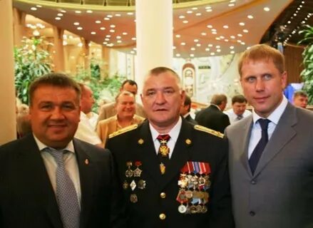 Директор группы альфа