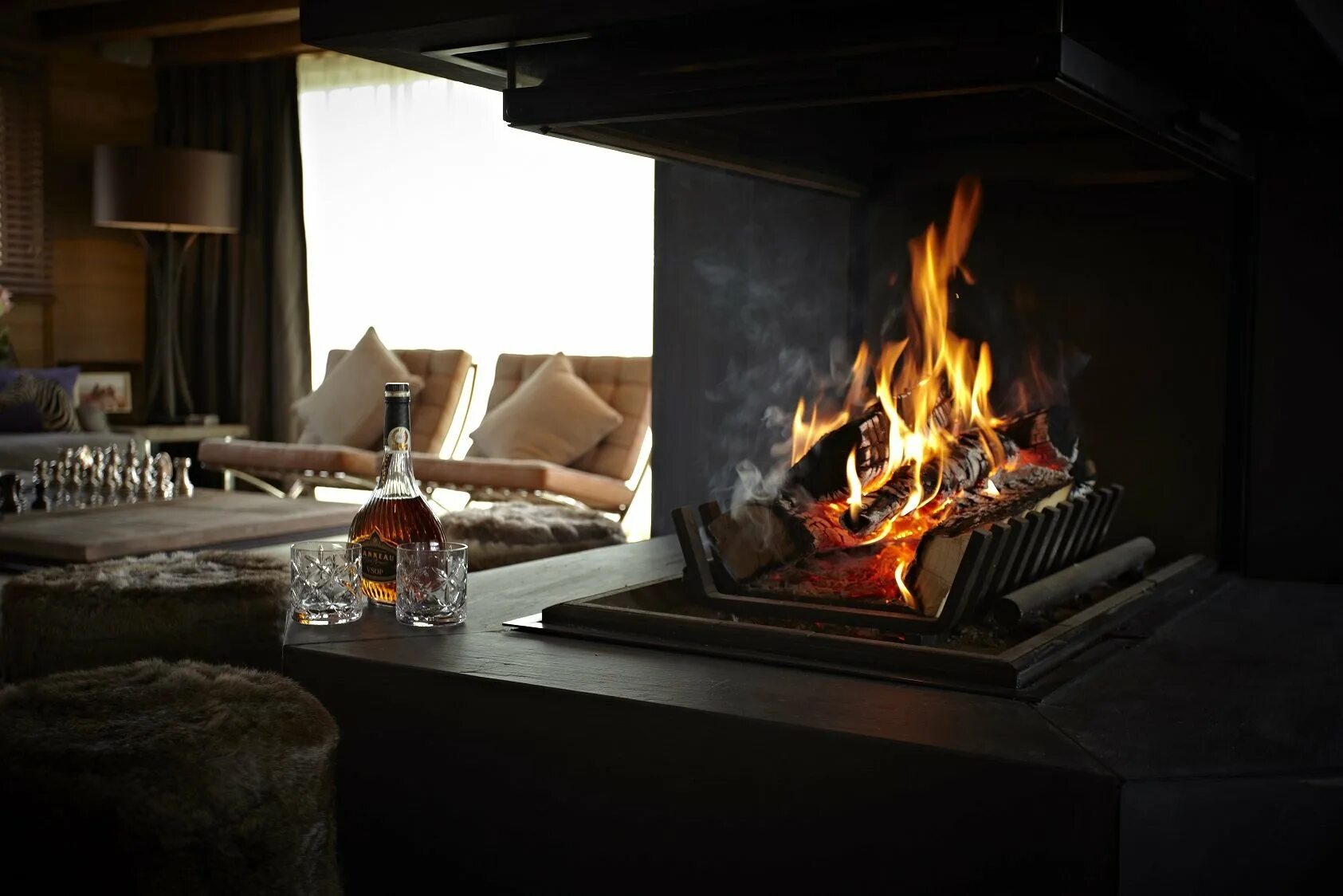 Камин релакс. Chalet grande corniche. камин. уютный камин. камин в интерьере.