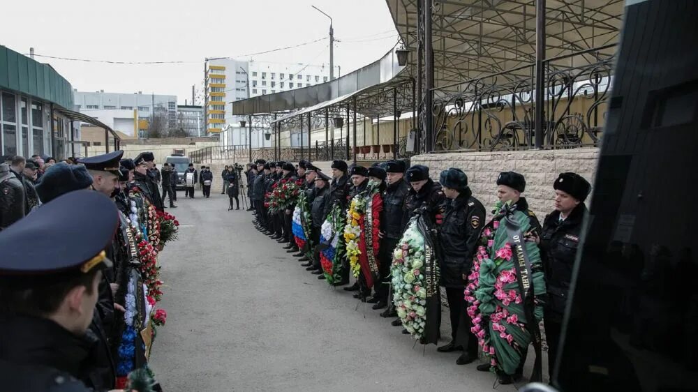 Похороны ваксмана ярославль. Краснооктябрьское кладбище Волгоград. Дмитровское кладбище Волгограда. Димитриевское кладбище.