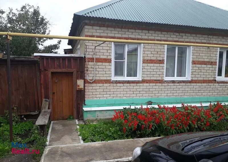 Авито алатырь. Дом в алатыре за 800 т. Алатырь дома. Чувашия алатырь двор ул чайковского. Чувашская республика город алатырь недвижимость.