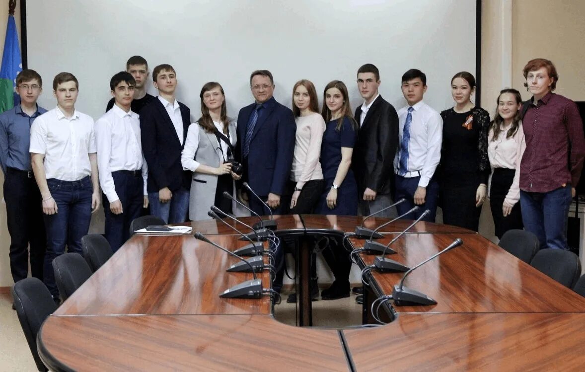 Сайт утвив лянтор. Глава города лянтор.