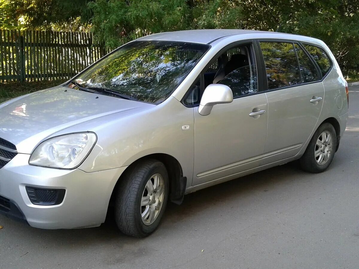 Kia carens 2. Kia Carens II (un). Киа Каренс 2010. Kia Carens II 1.6L.