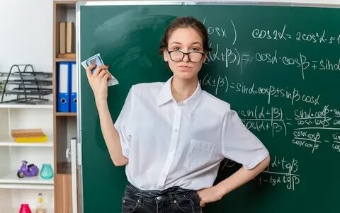 Учительница по математике 5 класс