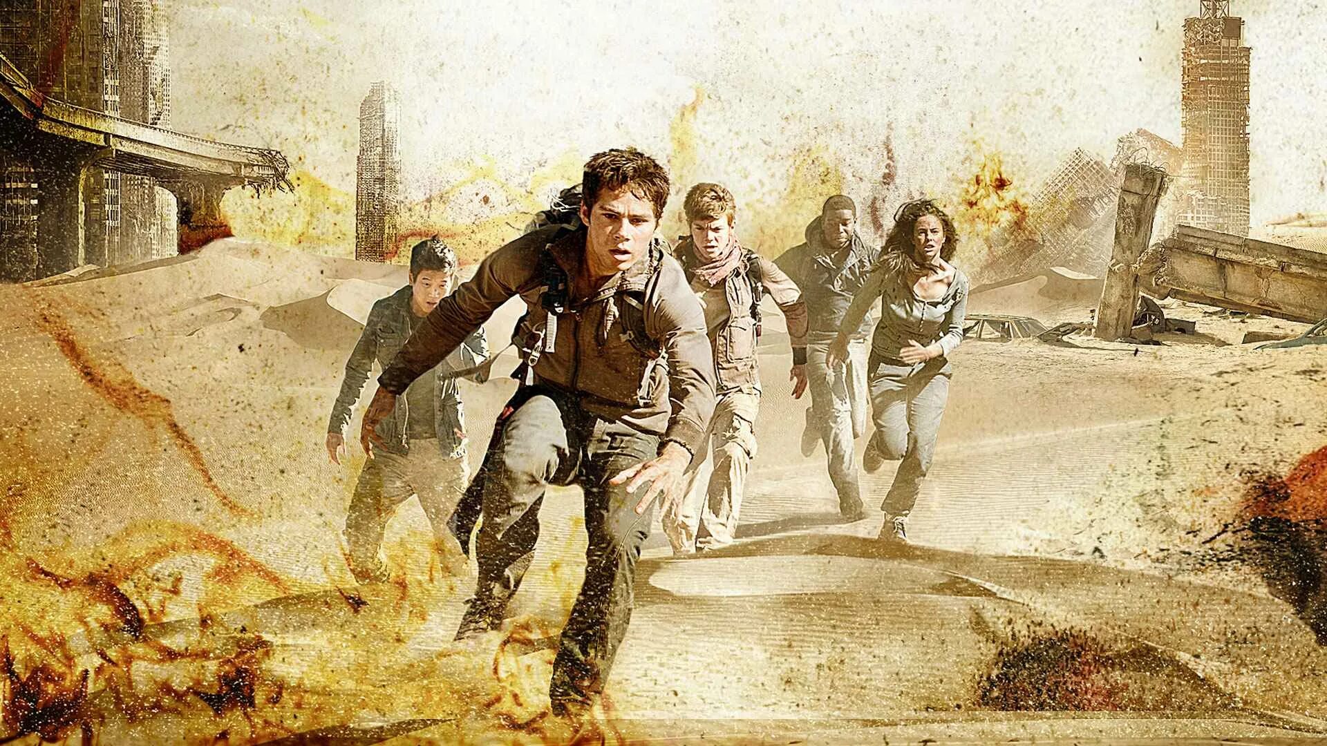 Maze runner watch. Бегущий в лабиринте: испытание огнём маркус. maze runner the scorch trials постеры. maze runner: the scorch trials 2015 poster. maze runner 2 scorch trials.