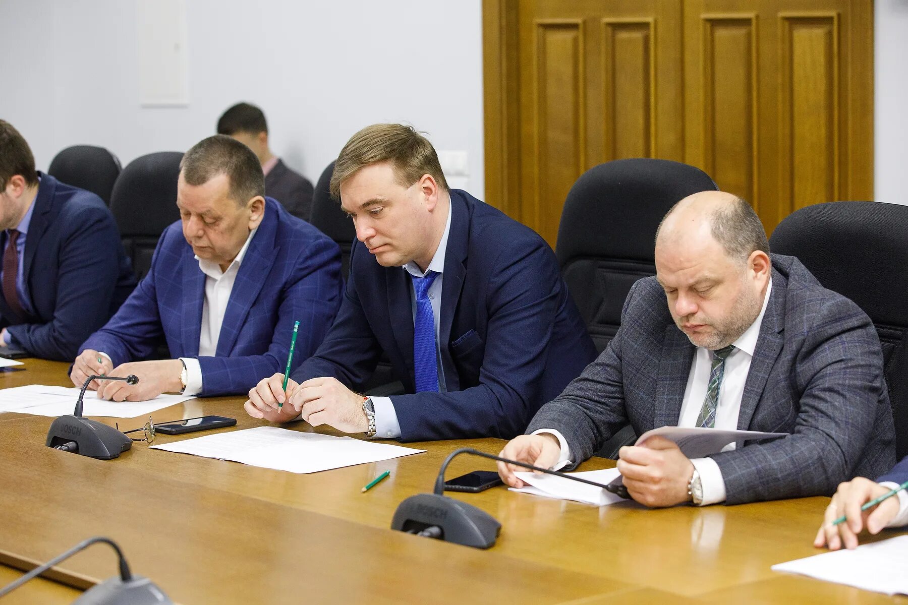 Отчет губернатора 2022. Круглый стол 17 06 2022 заксобрание нижегородской области. Общественное участие. Областная дума воронеж заседание 24. Отчет губернатора 2022.