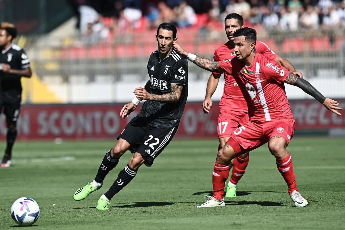 Монца сегодня матч. Ювентус Монца. Juventus vs Monza 2021. Удинезе Монца прямой эфир.