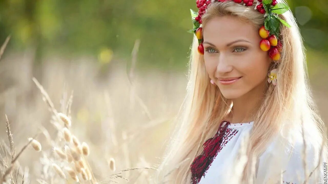 Славянские фото. Славянские девушки. Красивые славянские женщины. Славянская внешность девушки. Славянские женщины самые красивые.