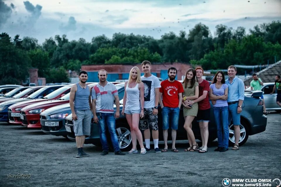 Общение автоклуба е1. BMW Club Омск. Автоклубы России. Автоклубы Европы. Встреча автоклуба.