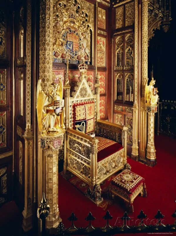 Рыбаков тауэр трон. Коронация елизаветы трон. Виндзорский замок внутри трон. Трон в вестминстерском аббатстве. Слово трон.