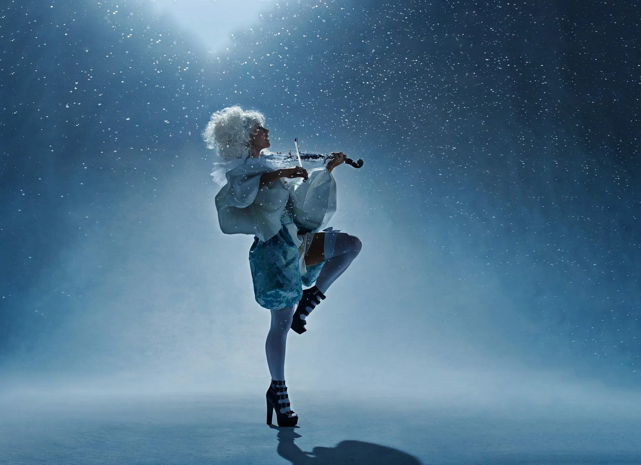 Lindsey Stirling 2022. Lindsey Stirling - Snow Waltz. Линдси Стирлинг Феникс. Lindsey Stirling Sleigh Ride.