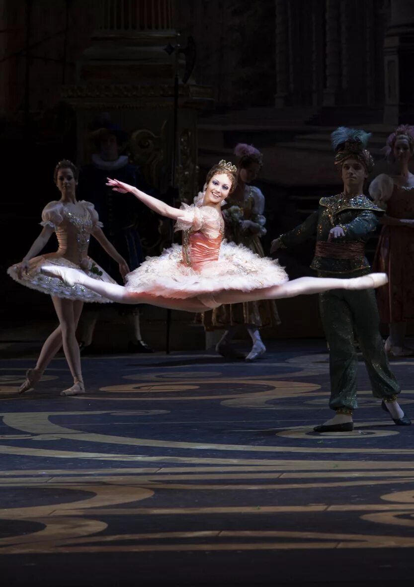 Ballet star. Гала-концерт «шедевры мирового балета» в эрмитажном театре. Театр русского балета им. Балет 21 века. Ballet star.