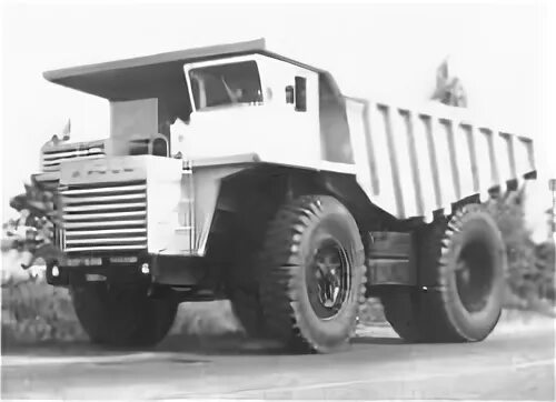 Белаз история. Белаз 550. белаз 549. трактор белаз 550. белаз 549 трансмиссия.