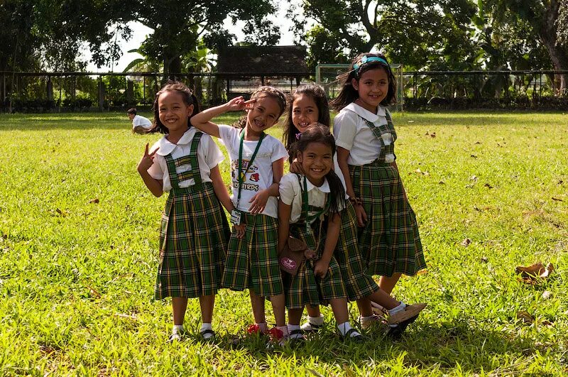Филиппинские школы. Philippines school. Школьники филиппины. Филиппинские школы. Школьная форма на филиппинах.