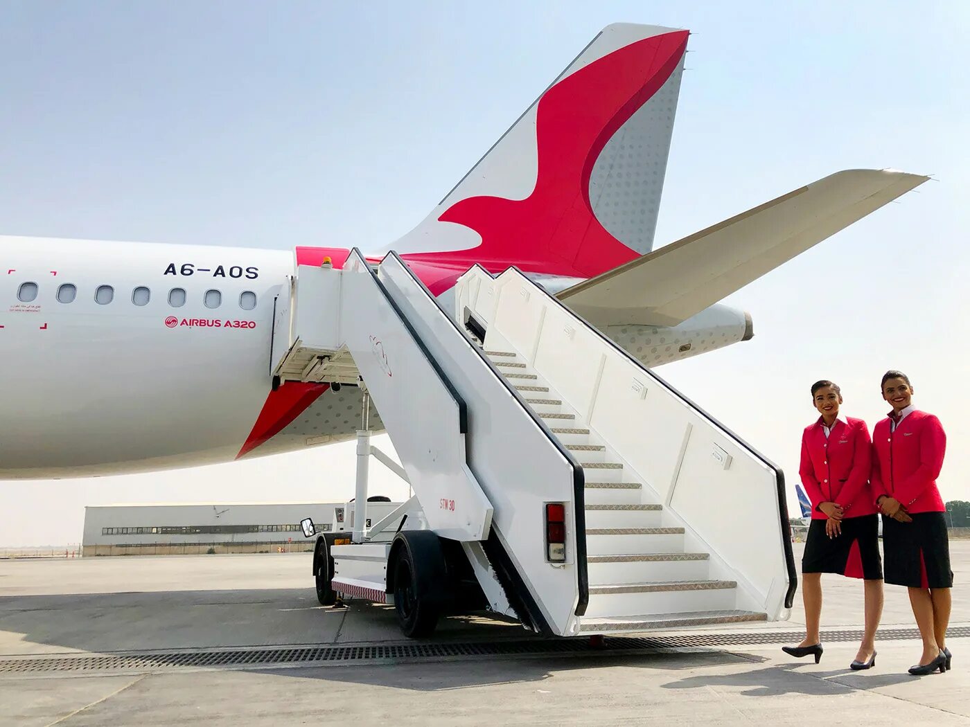 Айр арабиан. Эйр Арабия авиакомпания. Air Arabia авиакомпании ОАЭ. АИР АРАБИА самолеты. Эйр Арабия парк самолетов.