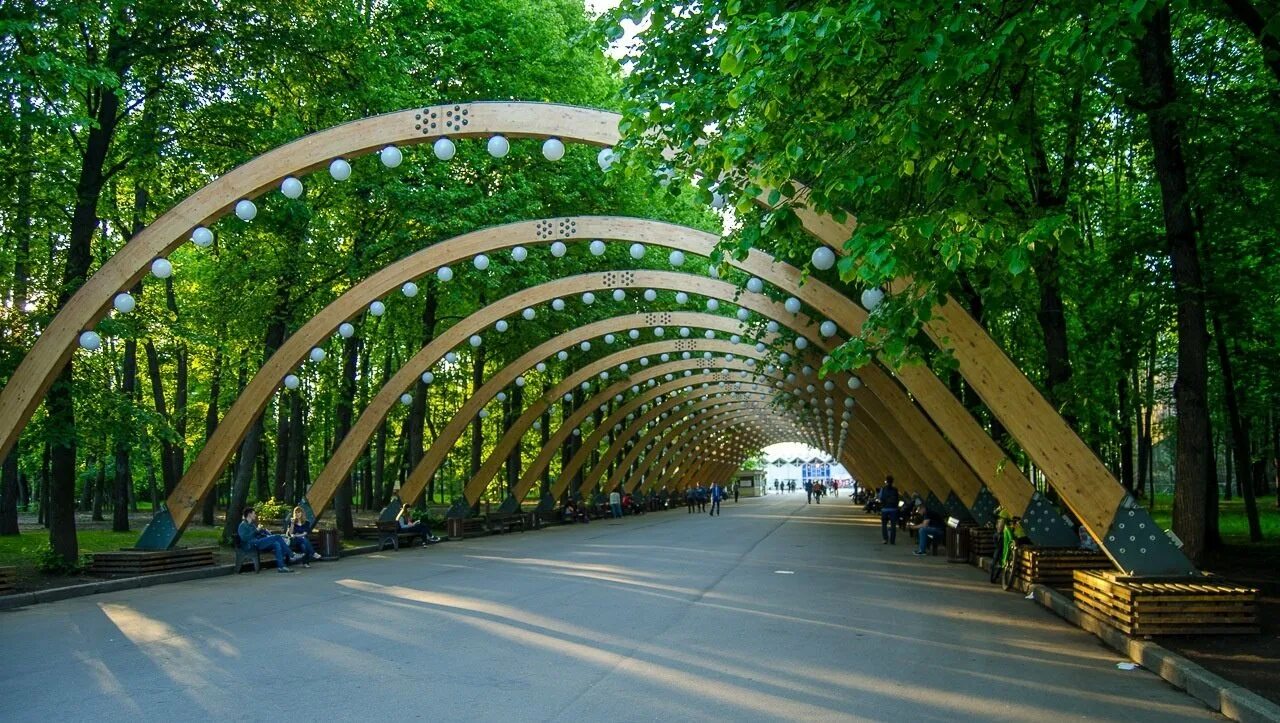 Парки москвы для прогулок сегодня. Парк Сокольники Центральная аллея. Москва парк Сокольники парк Сокольники. Парк культуры Сокольники. Сокольнический парк Москва.