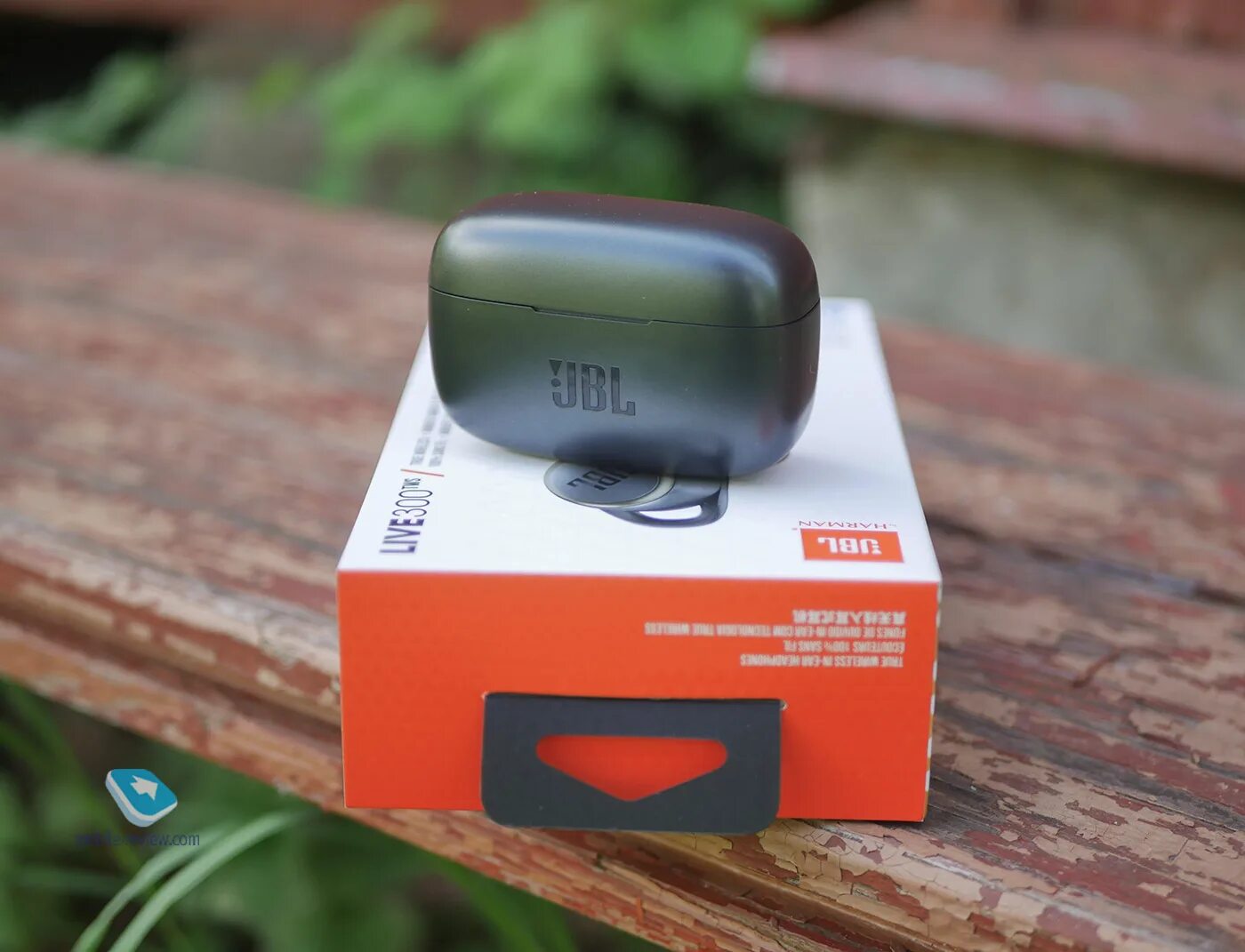 Jbl tune wave. Jbl 300 tws. jbl live 300 tws. jbl wave 300tws. наушники jbl 300tws.