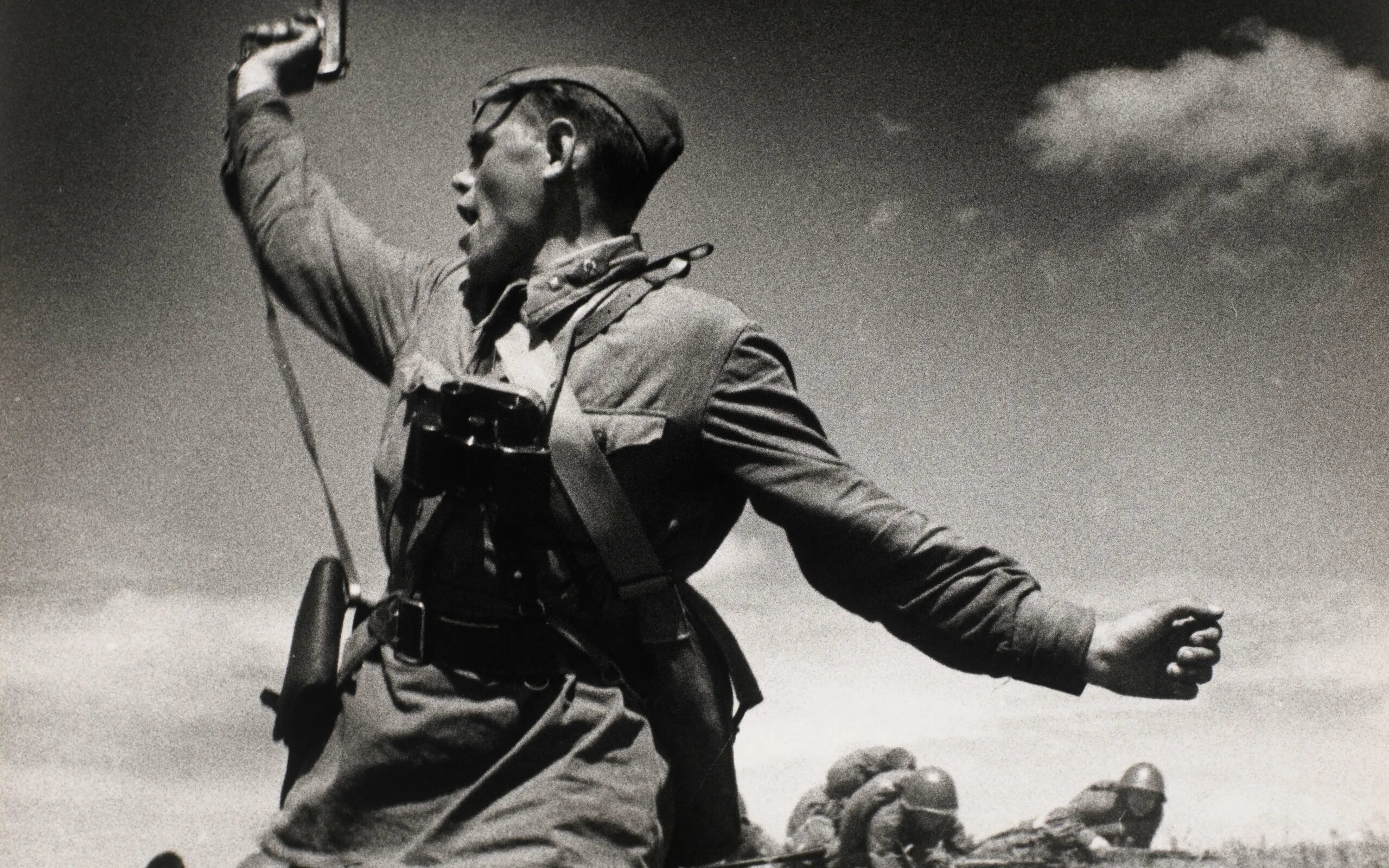 Политрук домов. Макс Альперт. Макс Альперт комбат 1942.
