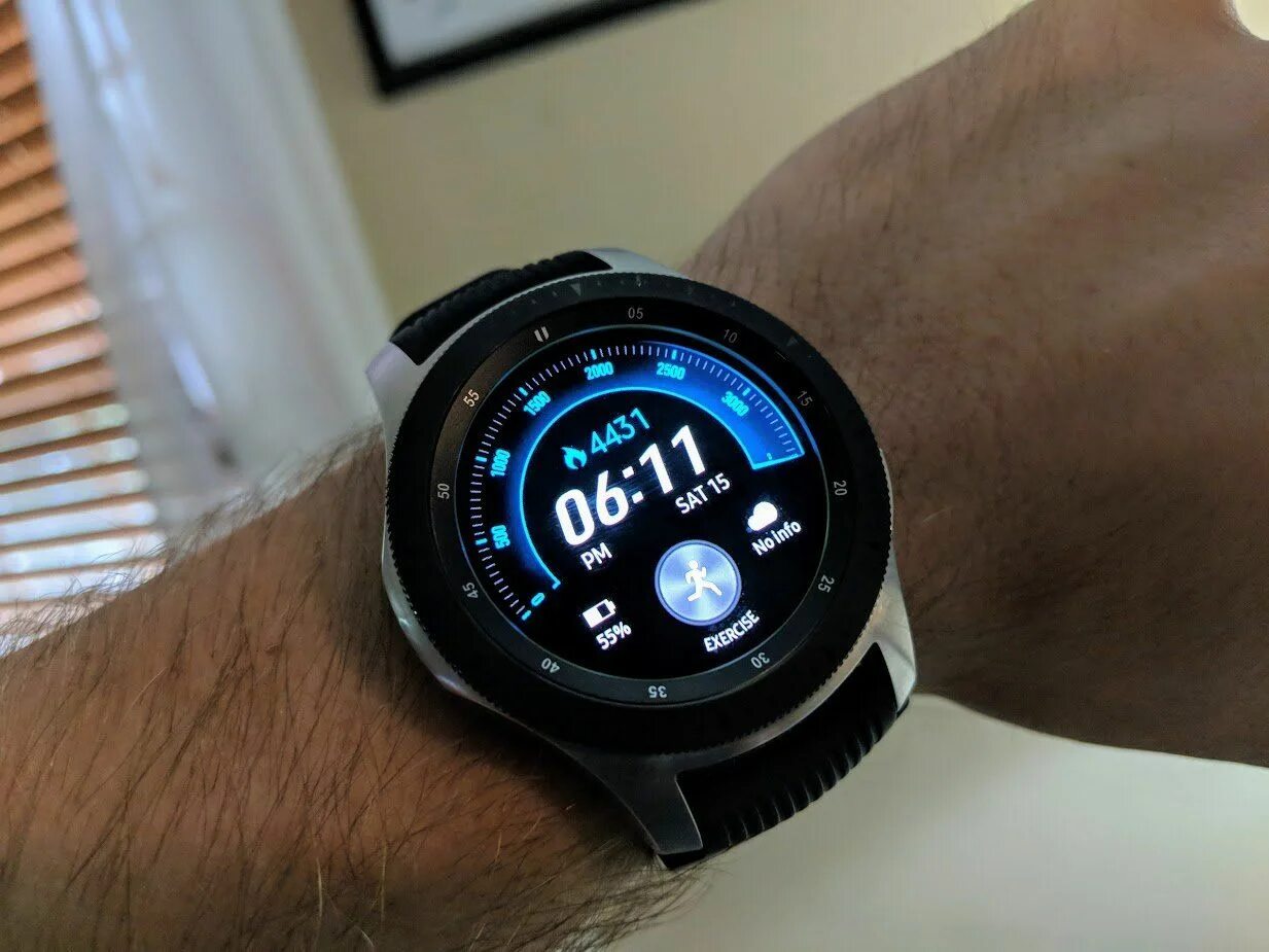 Часы самсунг 2022. Samsung watch трекер. Часы самсунг Galaxy мужские топ 2023. Galaxy watch 5 watchface. Лучшие samsung watch