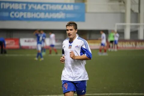 Футболист разбор