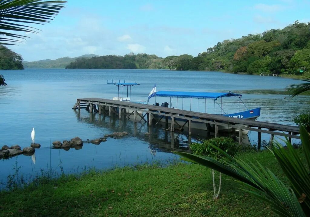 Apoyo Lagoon, Nicaragua with ORO Travel - YouTube