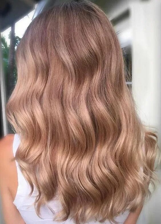 Rose blonde. Роуз Голд цвет волос. Роуз Голд балаяж. Карамельно розовый цвет волос. Светло коричневый блонд.