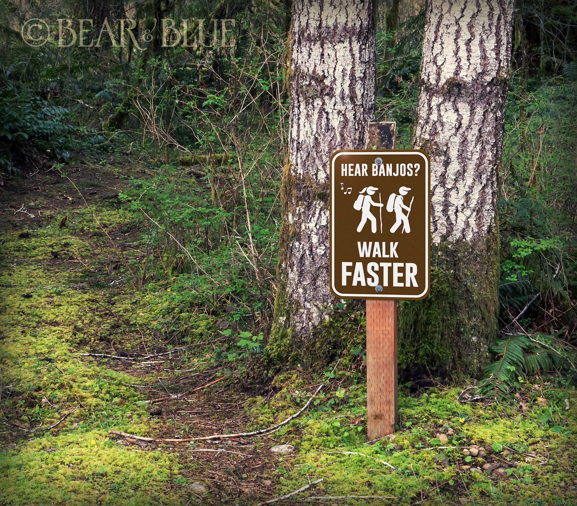 Funny faster. Знак outdoor. тропа смешные. hear banjos? walk faster. народная тропа смешно.