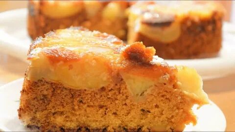 Бисквит с яблоками