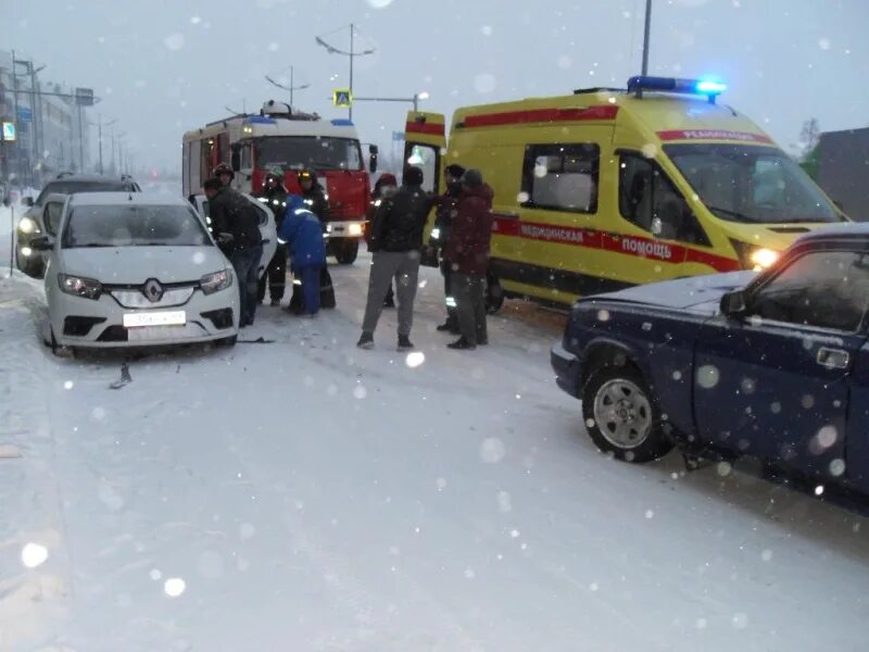 Аварии в пуровском районе 25 11 2021г. Место происшествия о главном. Ямбург 2 пожарная машина. Ликвидация транспортных аварий. Дтп новый уренгой вчера.