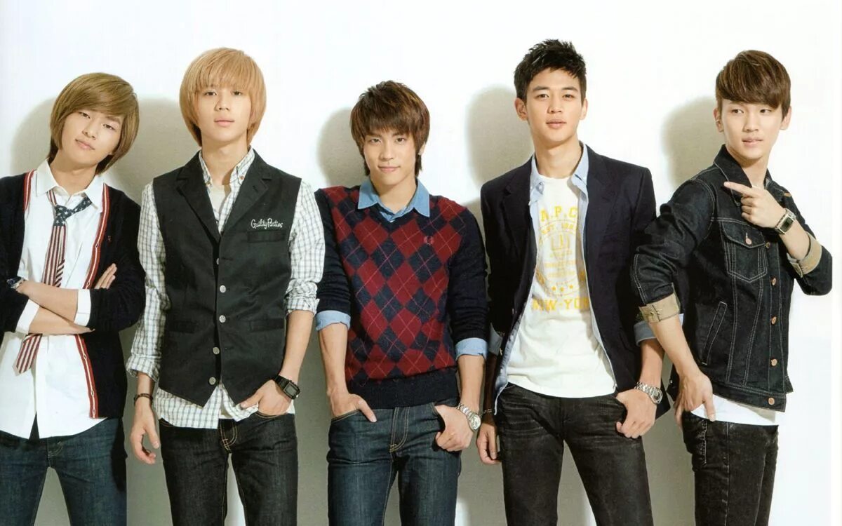 Shinee fanpop. Группа shinee имена. К поп группа шайни. Сколько девушке шайни. Сколько девушке шайни.