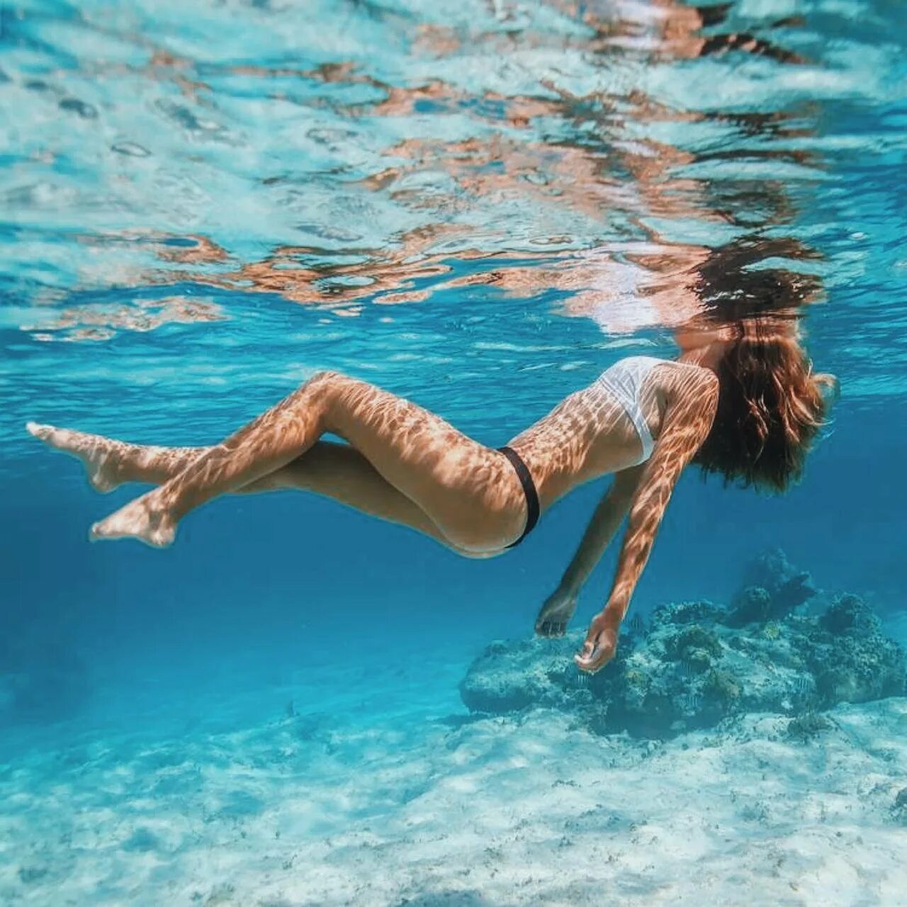 женщина море женщина вода. женщина море женщина вода. красивые девушки на море. образы для фотосессии на море. женщина море женщина вода.