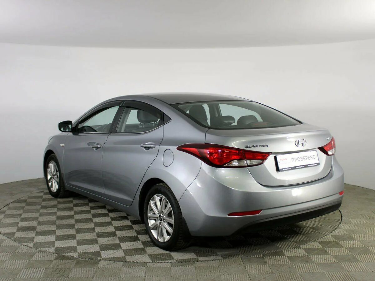 Hyundai elantra 2 0
