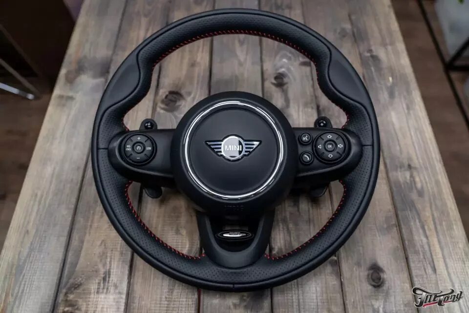 Руль мини купер 2008. Мини купер кантримен руль. Руль мини купер 2011. Руль mini. Руль мини купер r56 осц.