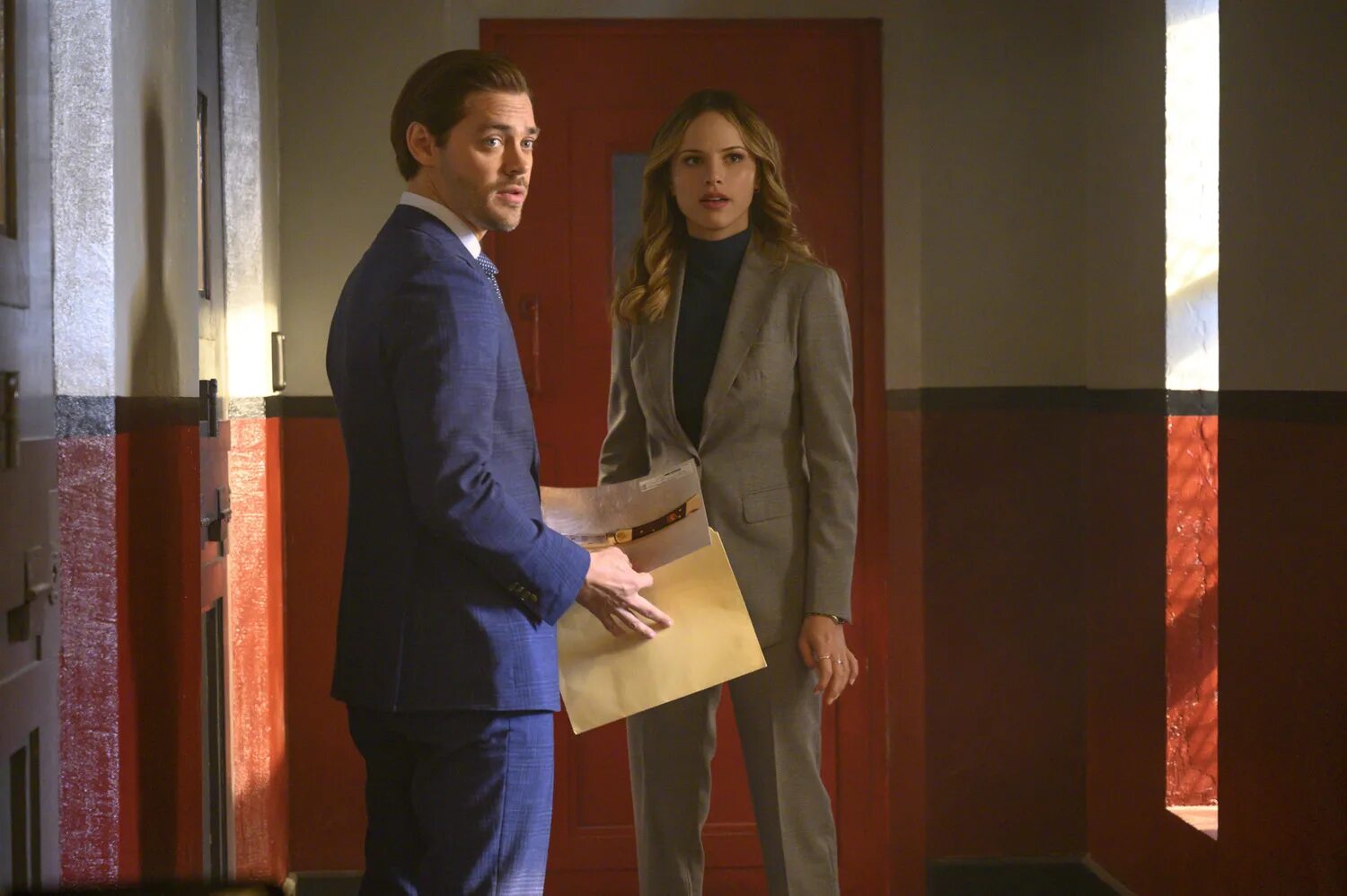 Блудный сын 3 дата выхода. Блудный сын фильм 2019. Блудный сын сериал 2019. Блудный сын сериал 2019–2021. Малькольм брайт блудный сын.