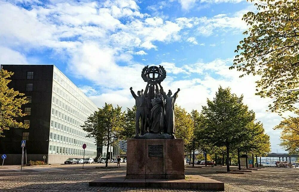 Памятники финляндии