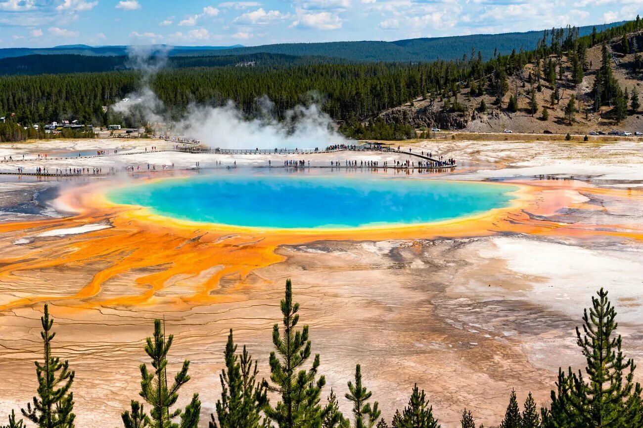 Вулкан в америке сегодня последние новости. Йеллоустоун вулкан. Вулкан йеллоустоунская кальдера америке. Вулкан в америке сегодня последние новости. Вулкан в америке сегодня последние новости.